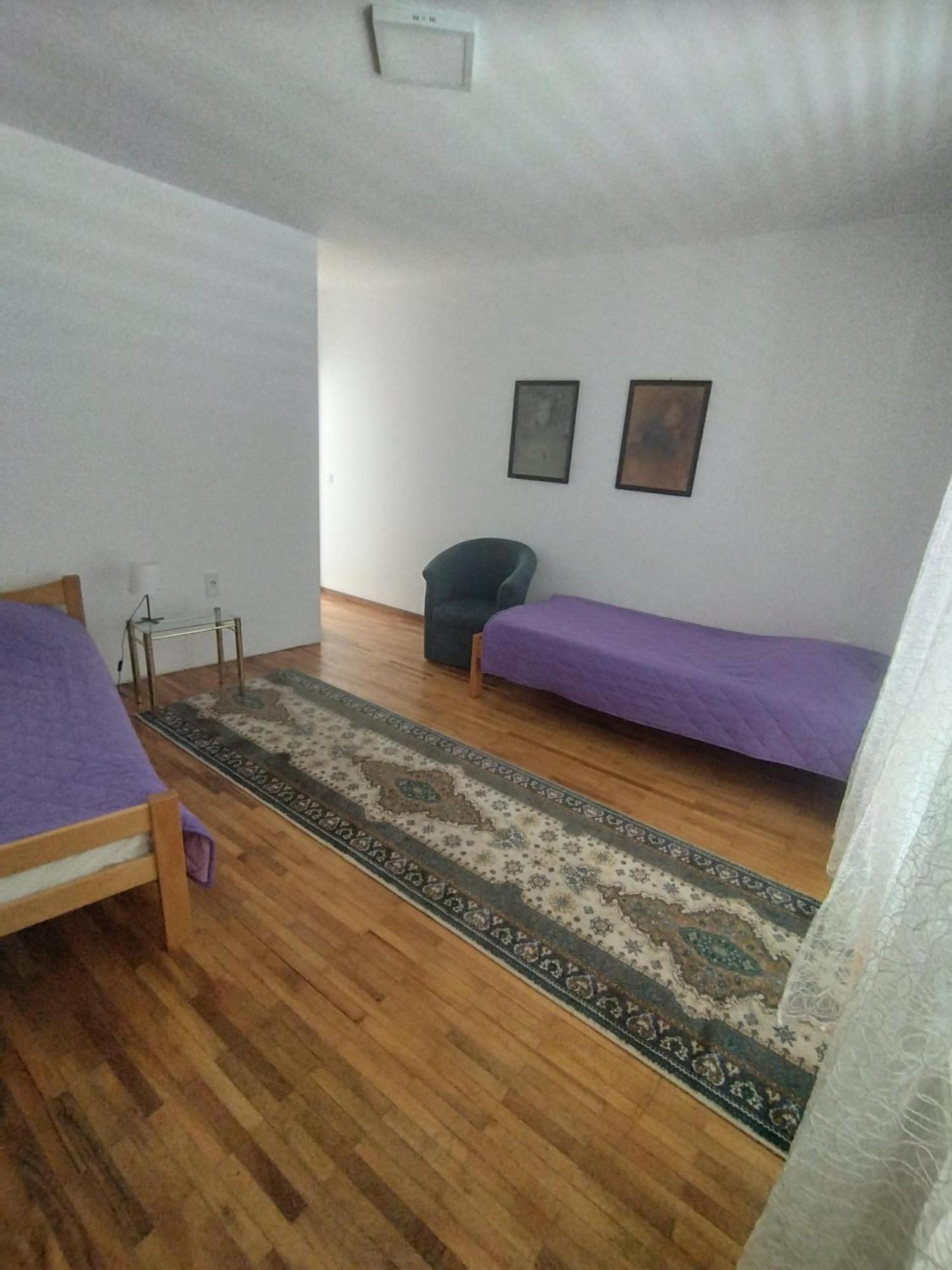 Villa Ema Rooms Ni Esterno foto